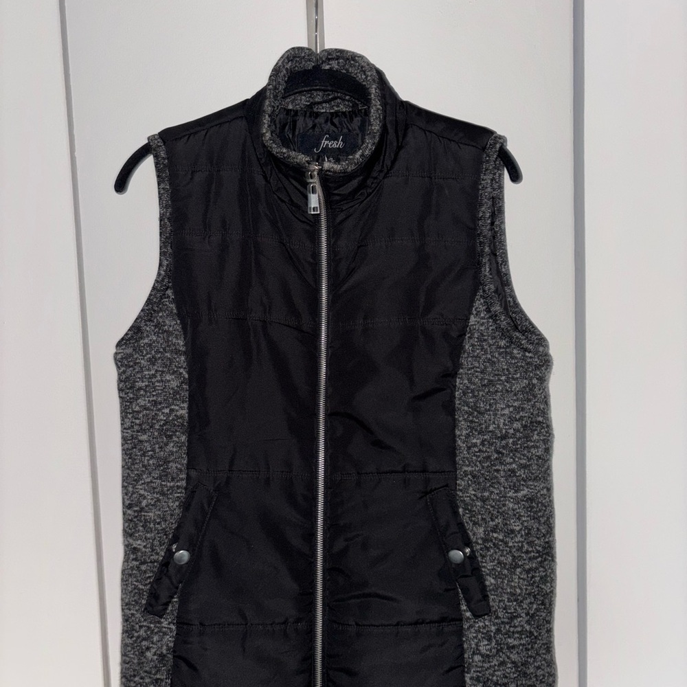 Fresh Women's Sleek Black and Charcoal Vest